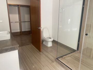 CASA EN RENTA - LOMAS COUNTRY CLUB
