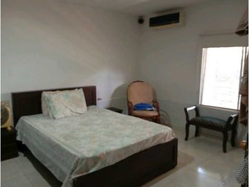Amplia Casa En Zona Comercial En Gaira Rodadero Santa Marta