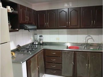 Amplia Casa En Zona Comercial En Gaira Rodadero Santa Marta