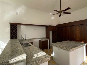 Casa restaurada en Venta en el Centro histórico de Mérida, Yucatán