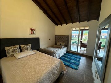 SE VENDE FINCA EN CARMEN TAMBIEN SE PERMUTA POR FINCA EN LA CEJA