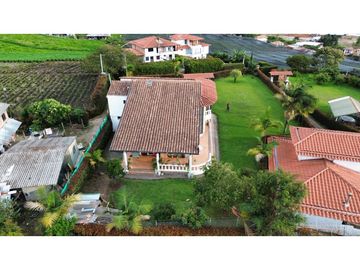SE VENDE FINCA EN CARMEN TAMBIEN SE PERMUTA POR FINCA EN LA CEJA