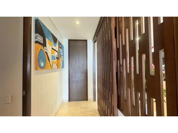 VENTA DE EXCLUSIVO APARTAMENTO EN SECTOR DE ALTO PRADO