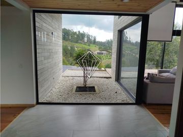 Venta de finca en exclusivo sector de El Retiro