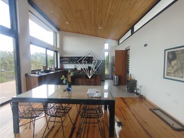Venta de finca en exclusivo sector de El Retiro