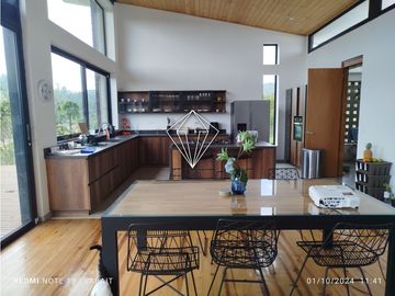 Venta de finca en exclusivo sector de El Retiro