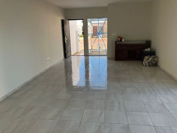 Casa de 3 recámaras en venta en Campocielo