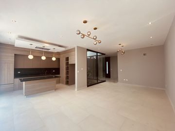 Casa en Venta, Exclusividad, El Uro, Los Cristales, Monterrey, Nuevo Leóno