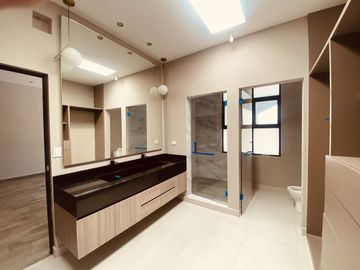 Casa en Venta, Exclusividad, El Uro, Los Cristales, Monterrey, Nuevo Leóno
