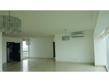 ALQUILO/VENDO GRANDE VISTA MAR OCEAN TWO C. ESTE