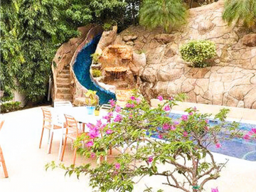 VENDO CASA DE ESQUINA CON PISCINA EN ALTOS DE PANAMA (6)