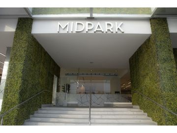 CARRASQUILLA / PH MIDPARK / 83M2 / 2 HABITACIONES / BALCON / AMOBLADO
