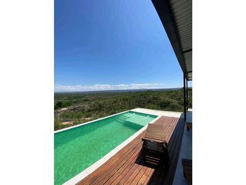 VENTA CASA ESTANCIA VIEJA PILETA JACUZZI CARLOS PAZ 3 DORM
