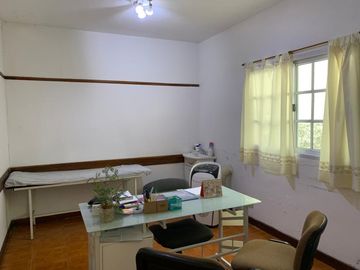 Casa PH en venta en Wilde Centro