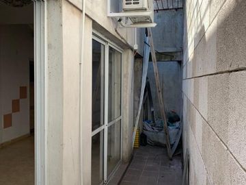 Casa PH en venta en Wilde Centro