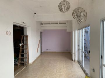 Casa PH en venta en Wilde Centro