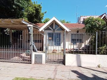 Chalet en venta en Burzaco Este