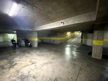 Departamento en Venta en Fray Camilo / Estacionamiento / 2 Bodegas
