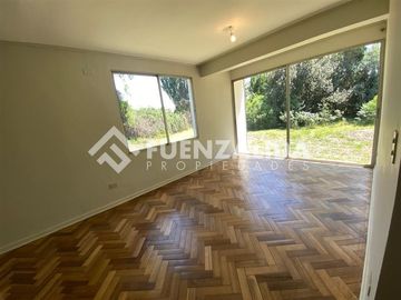 Casa en Venta en Camino El Oliveto con Ruta 78