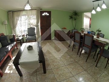 Casa en Venta en Del Parronal