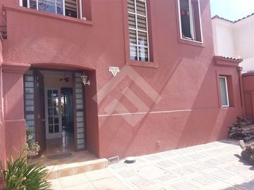 Casa en Venta en Francisco Otta/ Valenzuela Llanos