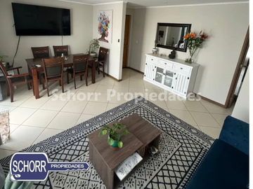 Casa en Venta en Valles del Country, a pasos de la Plaza de la Independencia y Colegio Las Rastras
