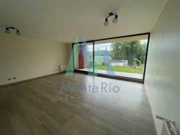 Departamento en Venta en Condominio Riberas del Cruce, Isla Teja