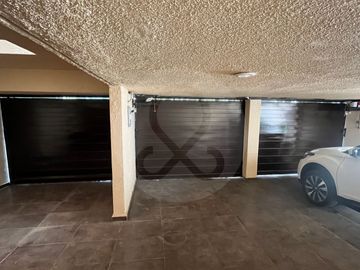 Casa en venta en Lomas de Tecamachalco