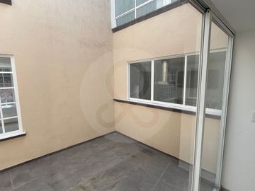 Casa en venta en Lomas de Tecamachalco