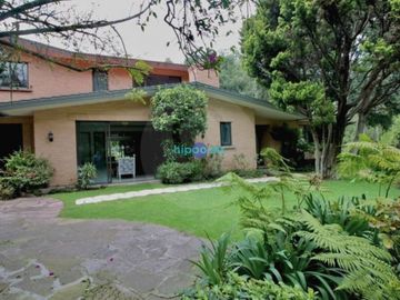 Casa en renta en Bosque de las Lomas