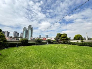 Casa en condominio en venta en Bosques de las Lomas
