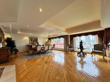 Casa en condominio en venta en Bosques de las Lomas