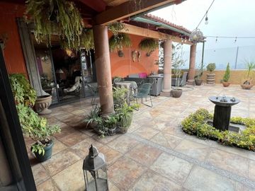Casa en venta en San Nicolás Totolapan