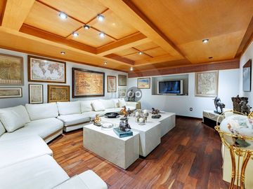 Casa en venta en Lomas del Pedregal