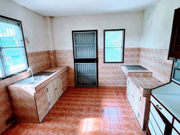 3 Bedroom House for sale in Sam Wa Tawan Ok, Bangkok