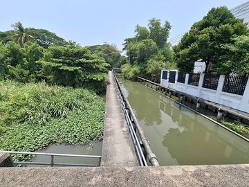 Land for sale in Thawi Watthana, Bangkok