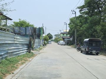 Land for sale in Thawi Watthana, Bangkok