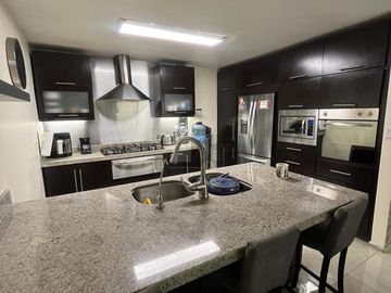 Casa en condominio en venta en Cerradas de Anáhuac, General Escobedo, Nuevo León