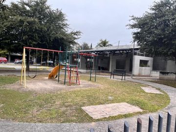 Casa en condominio en venta en Cerradas de Anáhuac, General Escobedo, Nuevo León