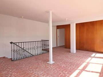 CASA EN VENTA EN MORELIA, COL. GUADALUPE