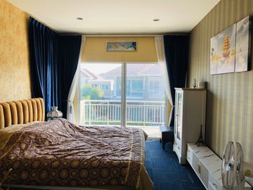 3 Bedroom House for rent at Delight @ Scene Watcharapol-Jatuchot