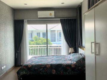 3 Bedroom House for rent at Delight @ Scene Watcharapol-Jatuchot