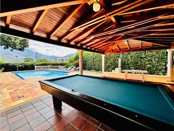 En Venta Finca de recreo en San Jerónimo, amplia piscina y zona verde!