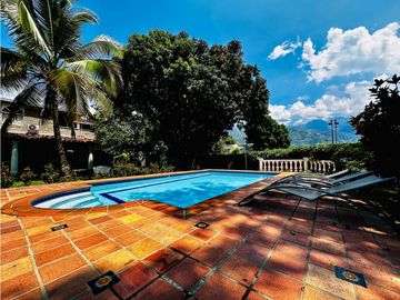 En Venta Finca de recreo en San Jerónimo, amplia piscina y zona verde!
