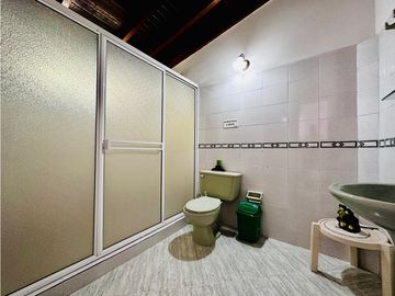 En Venta Finca de recreo en San Jerónimo, amplia piscina y zona verde!