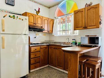 En Venta Finca de recreo en San Jerónimo, amplia piscina y zona verde!