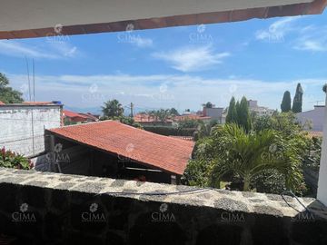 Venta casa en Fraccionamiento lomas Tetela, Cuernavaca - V349