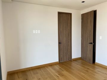 BAJA DE PRECIO ! Departamento en venta en NOVA BOSQUES, El Olivo