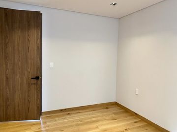 BAJA DE PRECIO ! Departamento en venta en NOVA BOSQUES, El Olivo