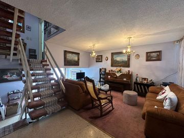 Casa en venta en Lomas de Tarango